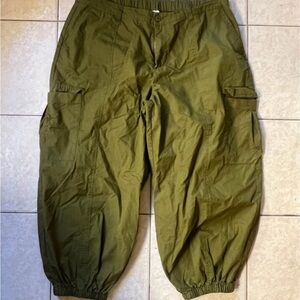 Future Collective Olive Cargo Pants XL
